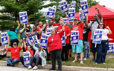 GM's Full-Size SUV Plant Now the Target of Auto Workers Strike - The ...