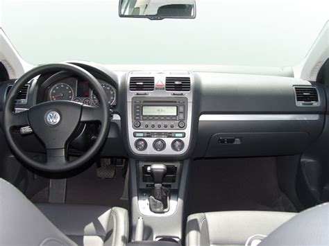2005 Jetta Volkswagen Photos and Videos - MotorTrend