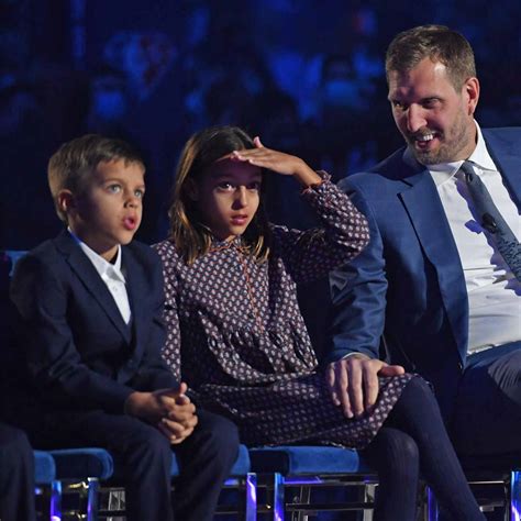 Dirk Nowitzki Daughter Picture