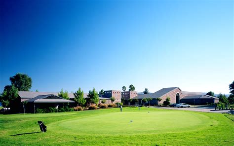 Woodley Lakes Golf Clubhouse - Los Angeles, CA