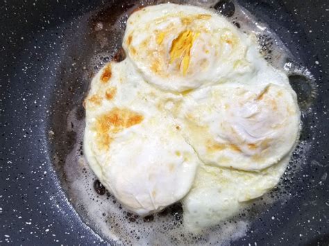 Over Hard Eggs - Fried Over Well Eggs