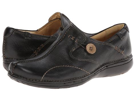 Clarks Un.loop (black Leather) Women's Slip On Shoes - Lyst