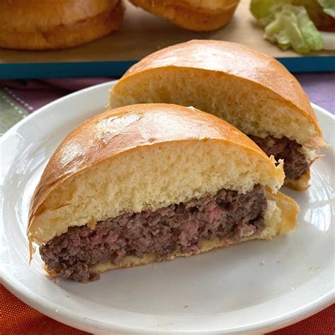 Grilled Wagyu Beef Burger Recipe | Deporecipe.co