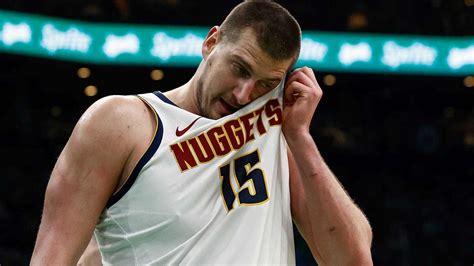 "Der beste Spieler, den ich je gesehen habe": Nikola Jokic schreibt NBA ...