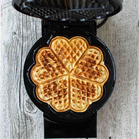 Scandinavian Waffle Iron
