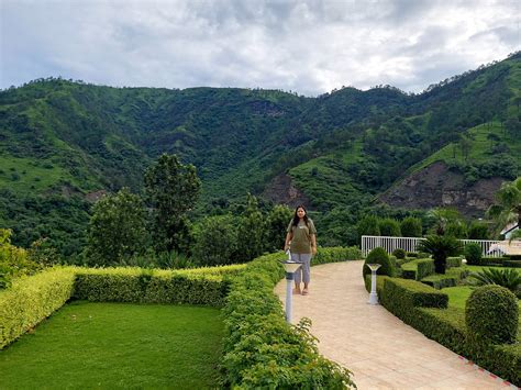 CLUB MAHINDRA KANDAGHAT (Himachal Pradesh) - Resort Reviews, Photos ...