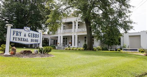 Fry & Gibbs still family owned and operated | News | theparisnews.com