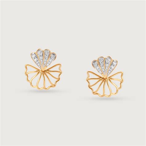 Floral Sparkle 14 Kt Gold & Diamond Stud Earrings