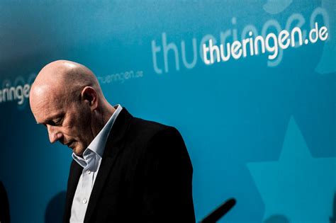 Short Europe Politician 的图像结果