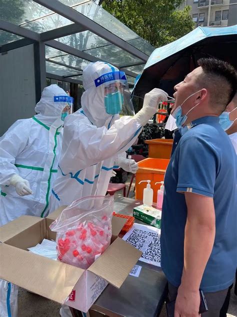 郑州疫情防控，有医护人员工作超30个小时|郑州市_新浪财经_新浪网