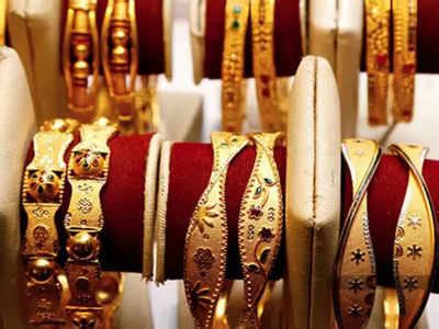 Gold prices hit lifetime high of Rs 41,730 per 10 gm, zoom Rs 720 ...