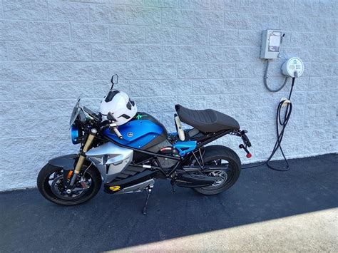 Gunter Nissan | Ridgeway, VA | EV Station