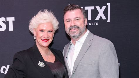 Anne Burrell ‘was surrounded by dozens of pills’ when husband found her ...