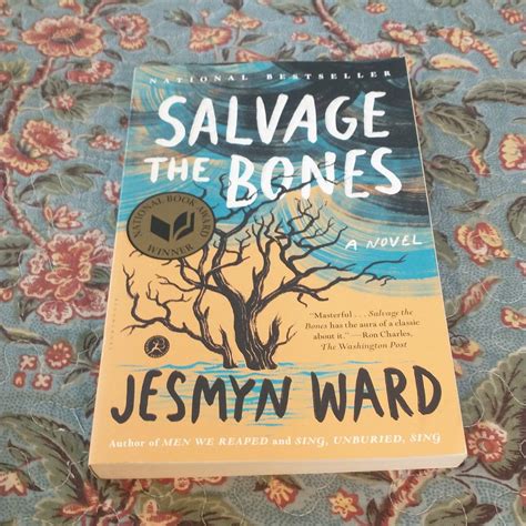 Salvage the Bones by Jesmyn Ward, Paperback | Pangobooks