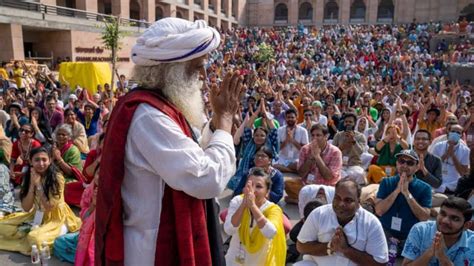 Satsang, support to Kashi temple: Sadhguru marks Enlightenment Day in ...