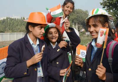 National Flag Hoisting: CBSE directs schools to ensure no insult to ...