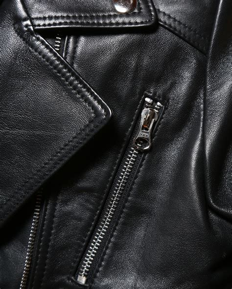 Buffy Leather 的图像结果