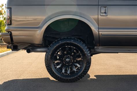 Image result for 2004 Ford Excursion 12-Inch Tip Sound