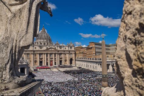 History's grandest funerals and memorial services