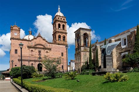 10 Mejores Hoteles en Autlán de Navarro, México - Hoteles.com - Cancela ...