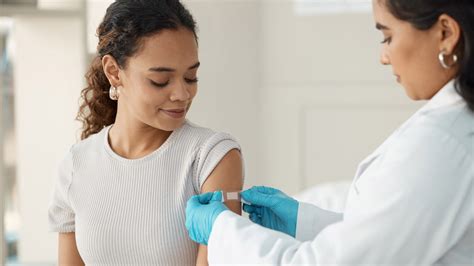 3 reasons why adult vaccination should be on your 2026 health resolutions