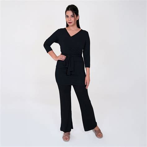 Black Wrap Top for Baby Wearing & Breastfeeding – Block Hop India