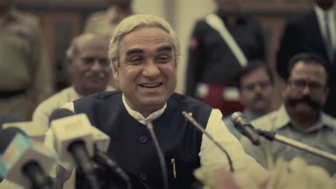 Main Atal Hoon Trailer: Pankaj Tripathi Transforms Into Atal Bihari ...