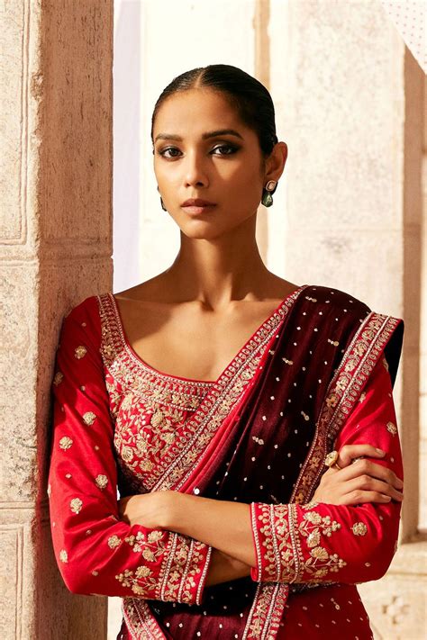 46 Latest Full Sleeve Blouse Designs for Lehengas & Sarees