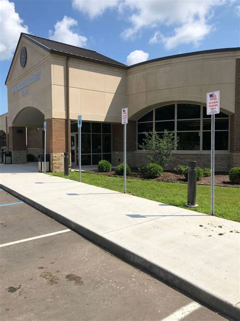 New Shelby Township courthouse devotes parking spaces to veterans ...