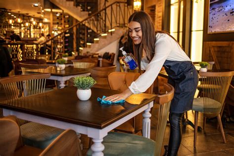 Clean Restarant Table 的图像结果