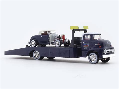 1956 Ford COE & 1932 Roadster 1:64 M2 Machines diecast hauler scale ...