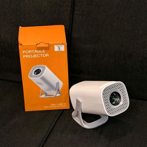 Mini Smart Android Projector With 4K Decoding FHD Display | Built-in OS ...