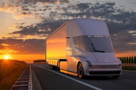 The first Tesla electric trucks were delivered three years late - TV ...
