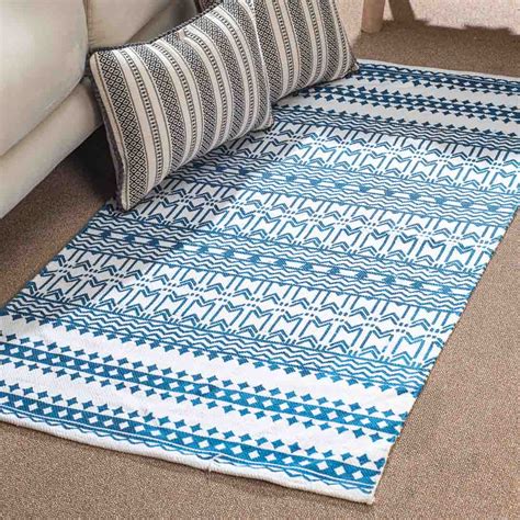 Premium Blue- White Rug Design Two – Aawrun