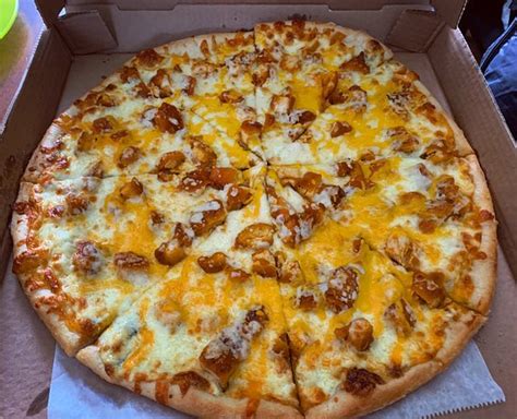 New York City Style Pie - Reviews, Photos - Olisi's NY Pizza - Tripadvisor