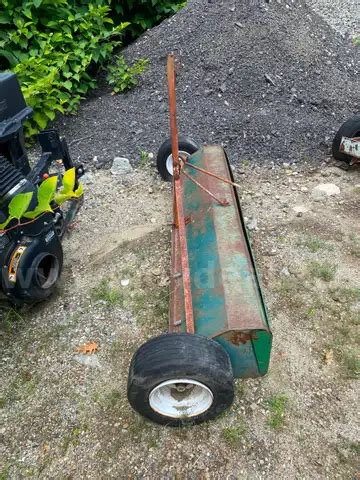 Pull Behind Fertilizer Spreader | GovDeals