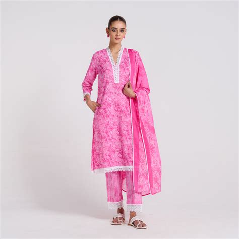 Buy Pink Pure Cotton Kurta Set with Dupatta and Lace Detail | Rustorange