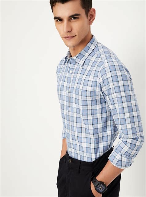 Buy Men Slim Fit Checked Casual Shirt Online at just Rs. 1049.0 ...