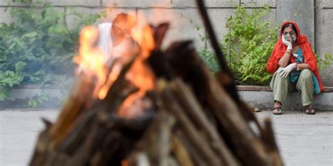 Himachal Pradesh: Man Who Died of COVID Allegedly Carried in Garbage ...