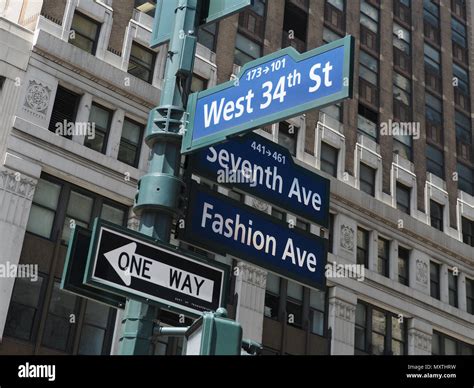 Seventh Ave and West 34th Street signs in New York City Stock Photo - Alamy