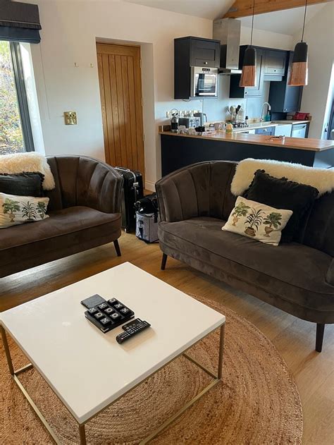 MEADOW LODGES WOODBRIDGE (Bredfield) - Lodging Reviews & Photos ...