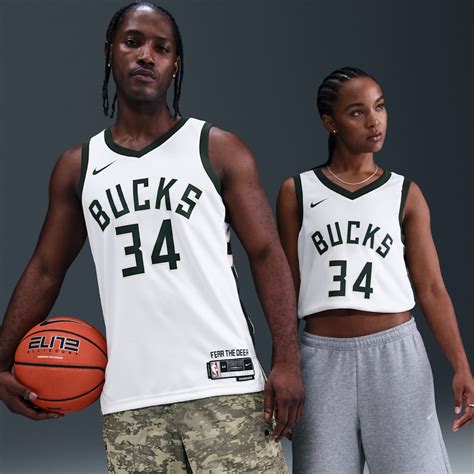Dri-FIT Milwaukee Bucks Kits & Jerseys. Nike SG
