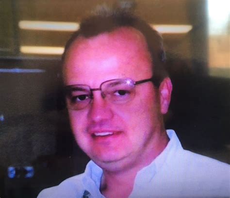 Timothy Allen “Tim” Schuster (1958-2003): homenaje de Find a Grave