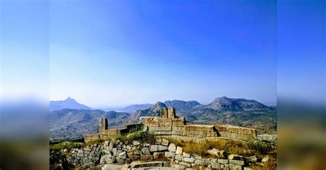 This Weekend, Plan A Roadtrip With Your Fam To This Fort Only 2 Hours ...