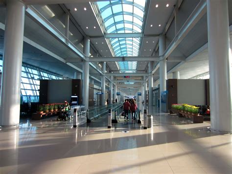 San José Norman Y Mineta International Airport - SJC - California ...