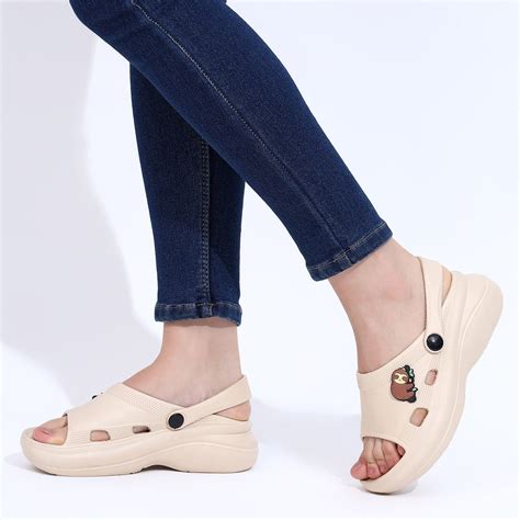 Shop Open-Toe Clogs – Comfortable & Stylish Women’s Shoes | Trase