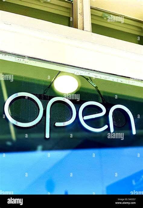 Print Shop Sign 的图像结果