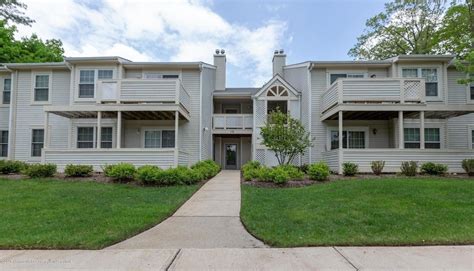 8 White Oak Ct, Howell, NJ 07731 | Homes.com