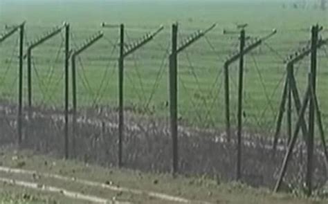 Pathankot fallout: BSF calls experts to check border breaches - India Today