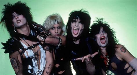 15 Best Metal Bands of All Time - Singersroom.com